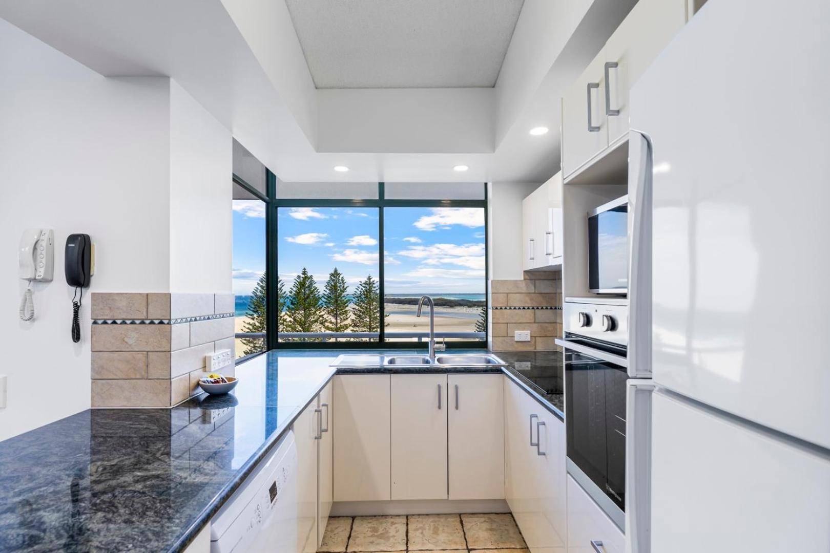 Waterview Resort Caloundra Exteriör bild